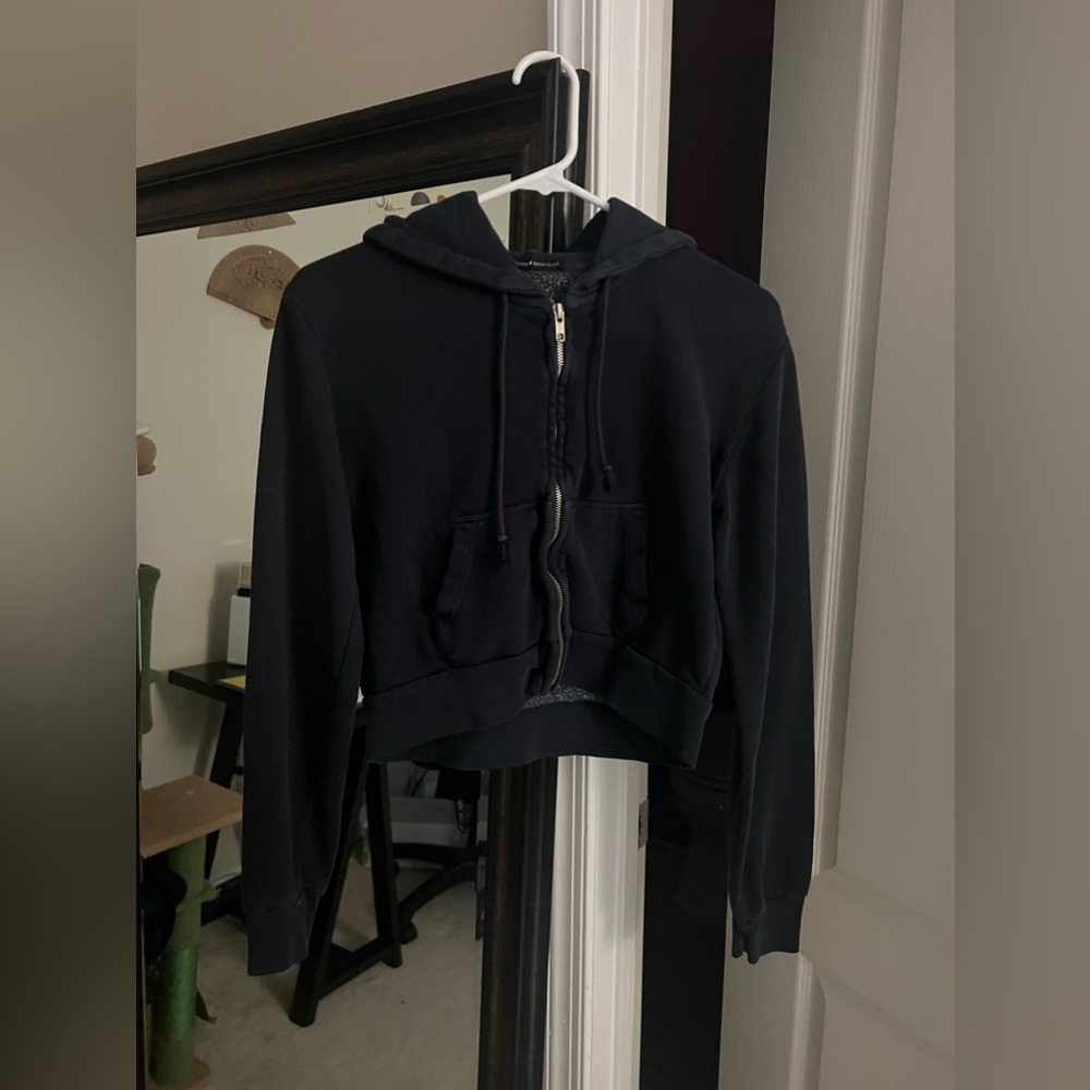 Brandy Melville cropped sweatshirt